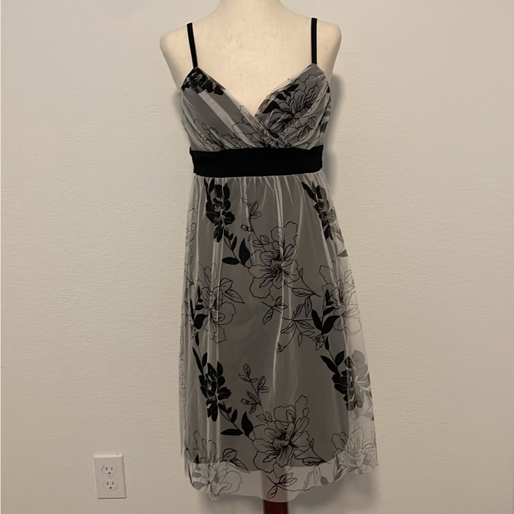 B Darlin Floral Surplice Strap Sweetheart Dress Black Sheer White Overlay 3 S